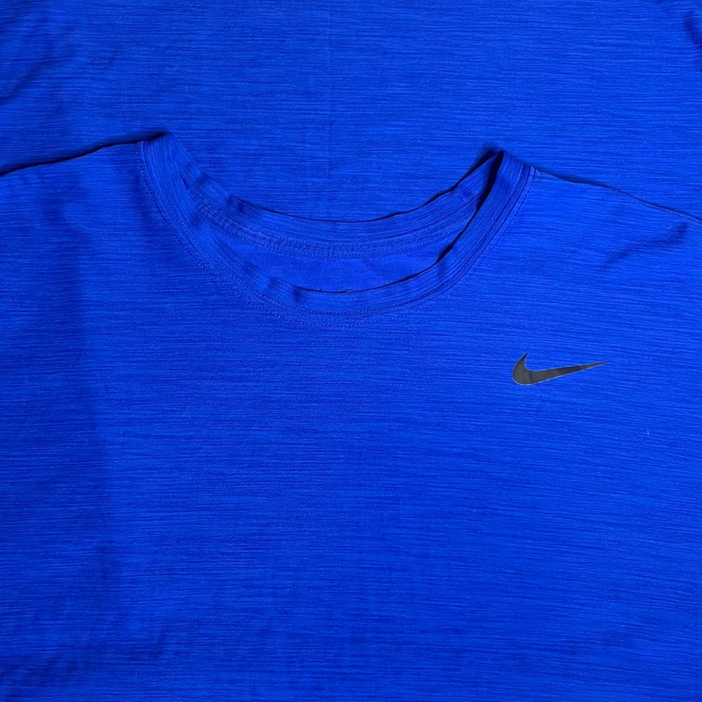 Nike XXL Mens blue Dri Fit shirt